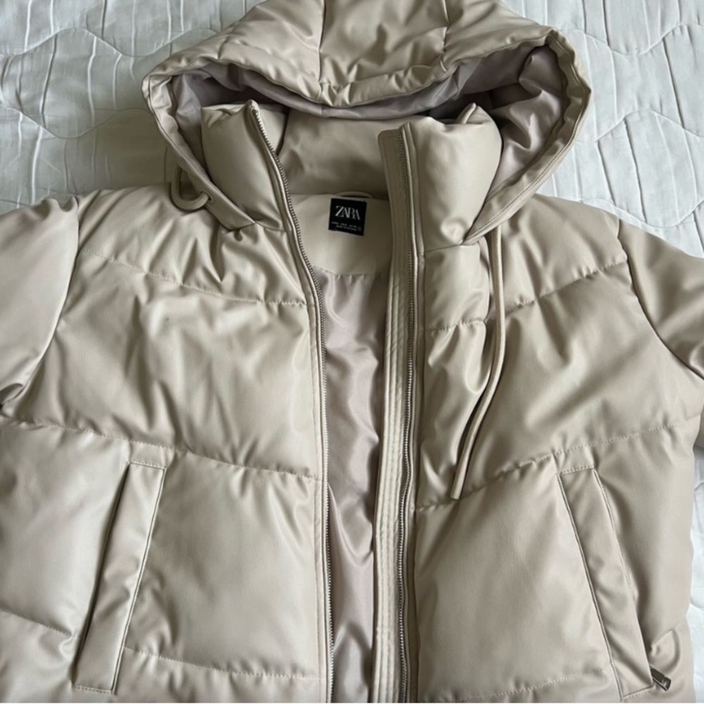 Zara Ecru beige leather puffer coat